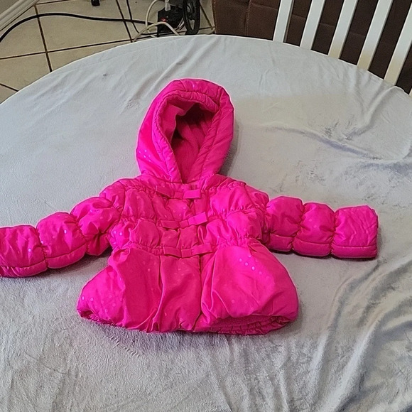 Girls Bright Pink Polka Dot Zip-Up with Velcro Overlay Warm Coat Size 18 Months - Picture 1 of 11